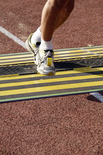 米兰体育app官方下载-胡志明市马拉松:越南跑者门前破纪录,精彩好戏不断!,越南胡志明市视频