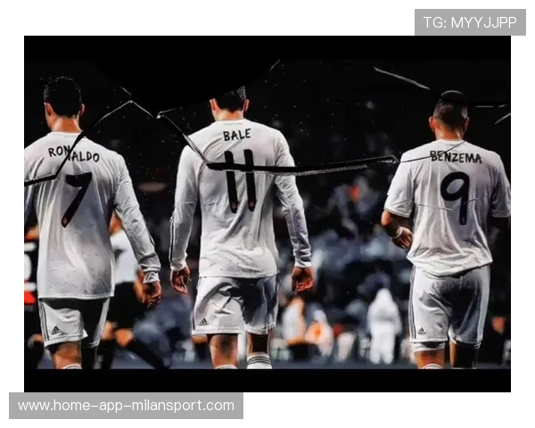 阿贾克斯研究C罗式锋线模板：未来足球的新革命