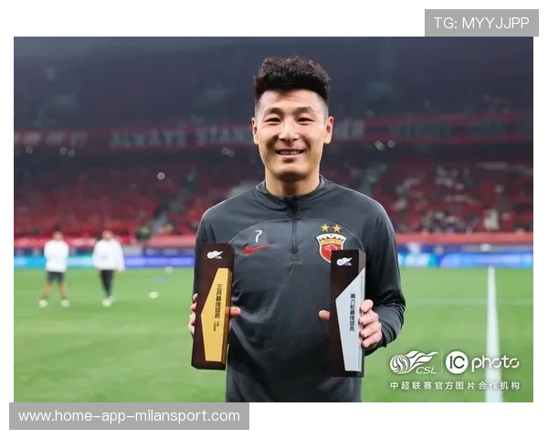 球员被评为月度最佳 表彰仪式举行，年度最佳球员颁奖