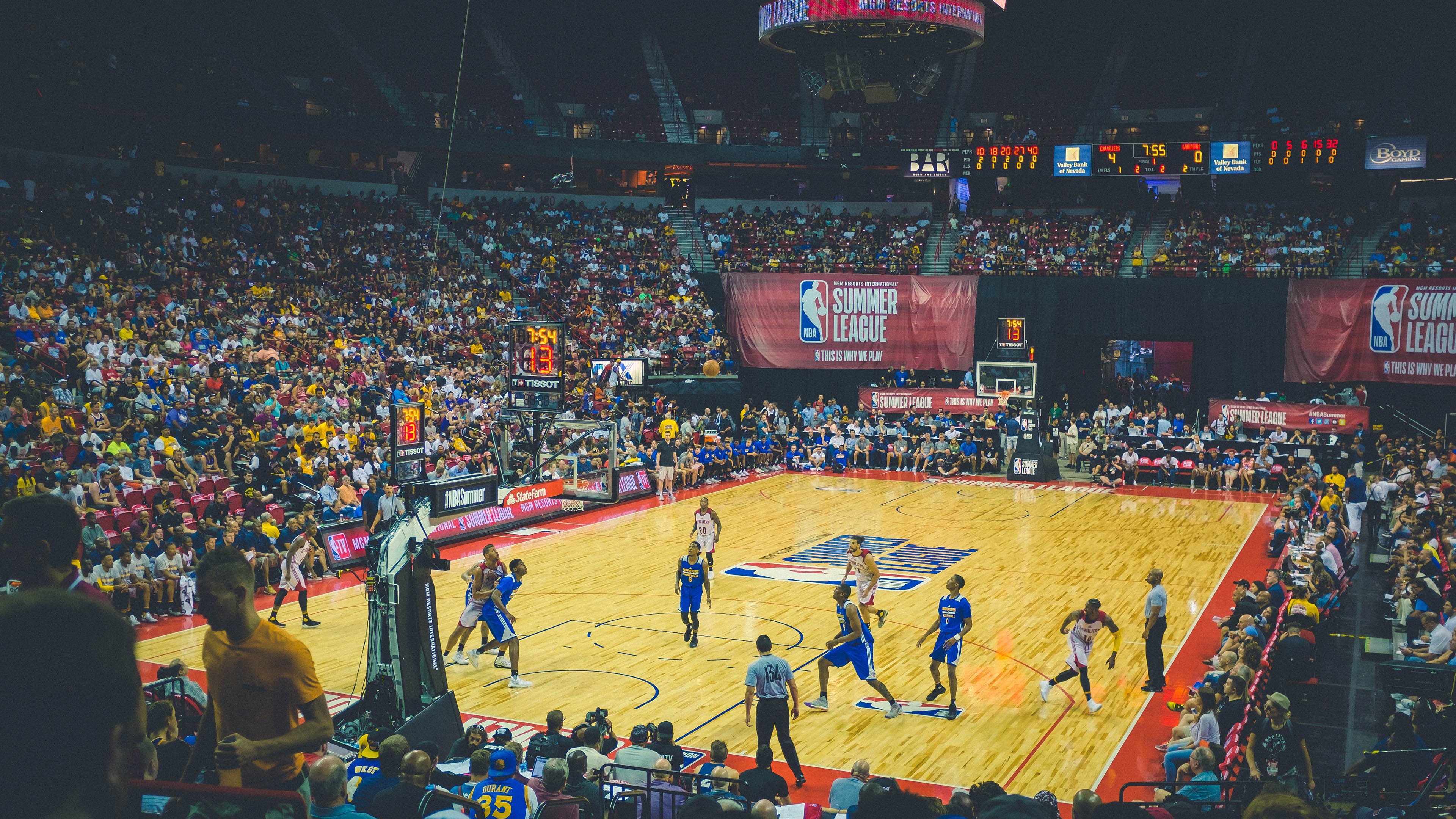 米兰体育网页版(官方}-比尔率队连胜，酋长稳居分区榜首，比尔是不是得分王