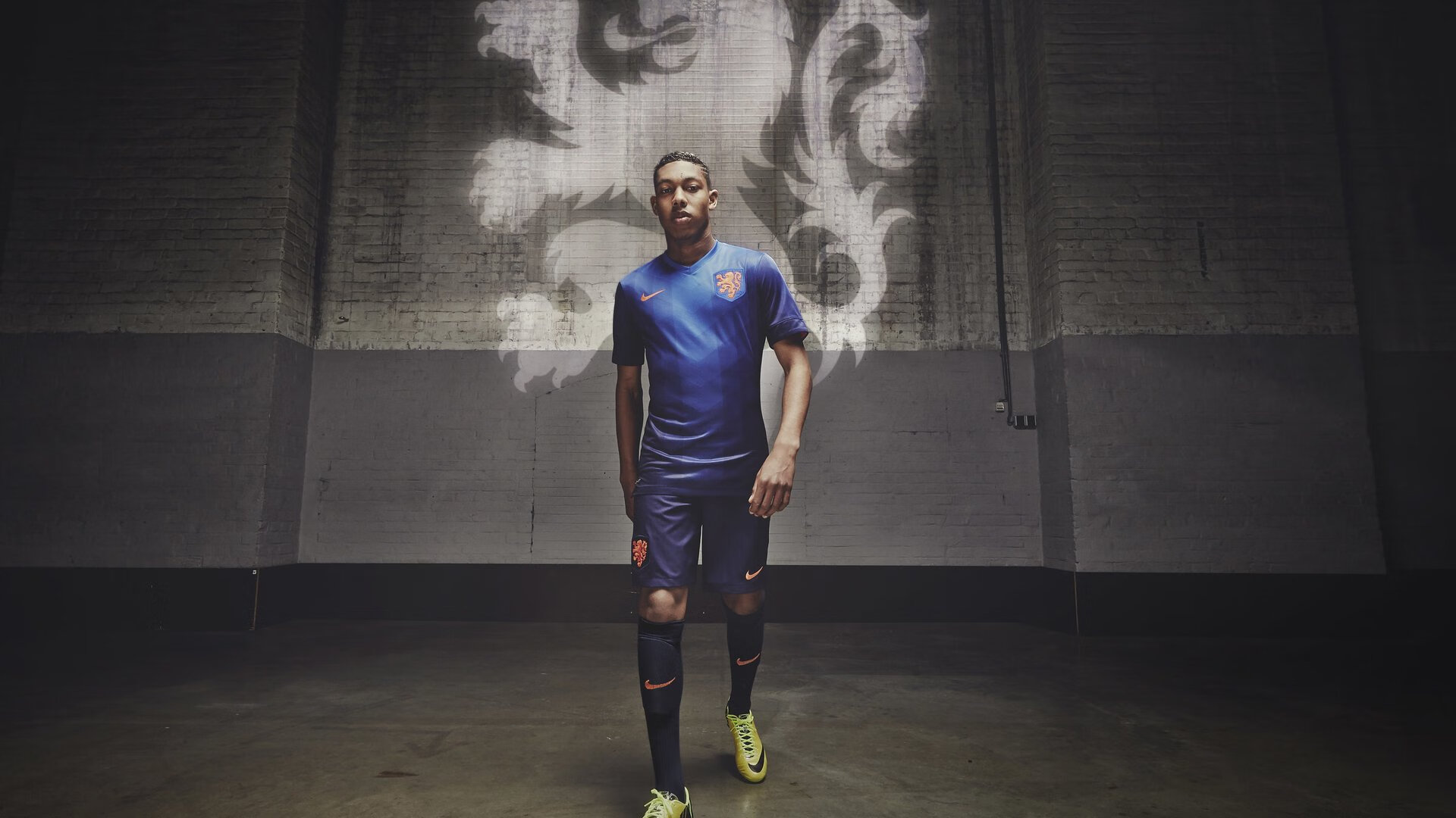 米兰体育(中国大陆)官网-《堡垒之夜》推出免费竞技挑战，玩家热情高涨，堡垒之夜有比赛吗